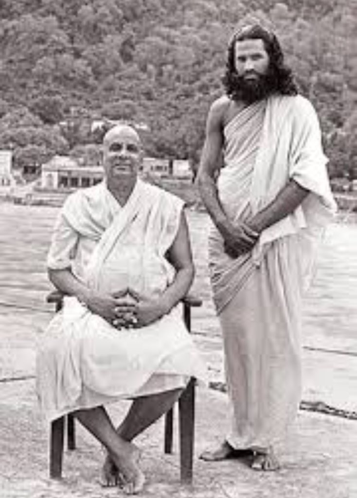 In 1966  #SwamiSatchidananda  #SwamiSivananda ‘s disciple founded  #IntegralYogaInstitute & Yogaville inSpiritual Guru to major Hollywood actors & musicians,in 1986 he opened the ‘Light of Truth Universal Shrine LOTUS  #InternationalDayofYoga  #InternationalDayofYoga2018