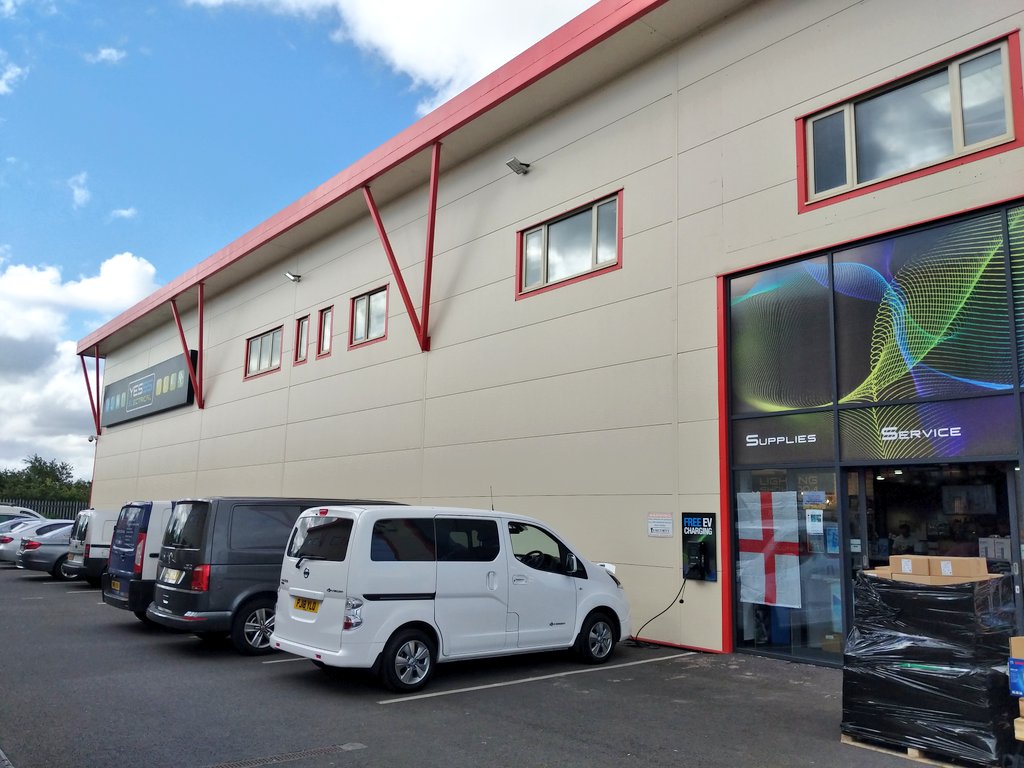 ChorleyGroupEV's tweet photo. Showing off the 100% electric @Chorley_Group Nissan #eNV200 at @YESSS_UK1 #Blackpool today. Available as 2-seat Van, 5-seat Combi or 7-seat MPV. Up to 175 miles range for just £4!
Come down to have a look at the van, or to see a range of #EV #charging &amp; #batterystorage equipment. https://t.co/N4R7JDuaTy