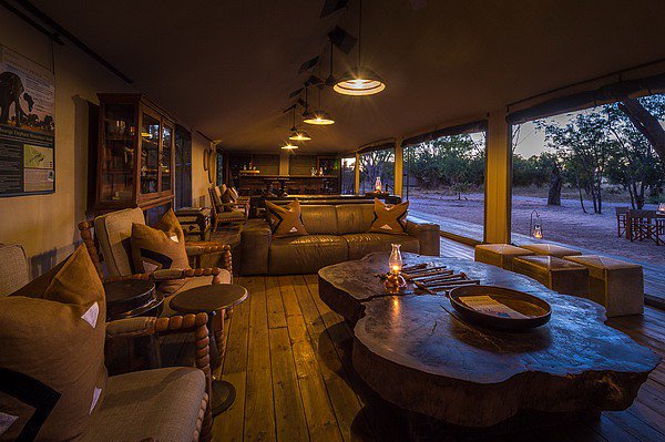 WeAreWilderness's tweet image. #Hwange&apos;s original intimate safari bush camp, Little Makalolo, reopened last week after a rebuild of the main area &amp;amp; a complete interior refurbishment of the 6 tents. It looks spectacular! wilderness-safaris.com/blog/safari-al…
#TravelWithPurpose
@Destination_Zim @zimexperience 
#VisitZimbabwe