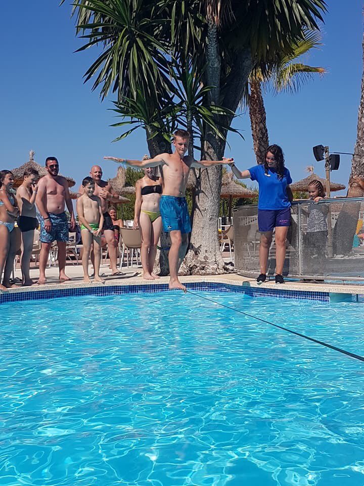 jettours's tweet photo. Une nouvelle activité est arrivée cet été dans certains de nos Club Jet tours et club jumbo. La #SlackLine 😎. On ❤️!!! https://t.co/wfjeDjdJHP