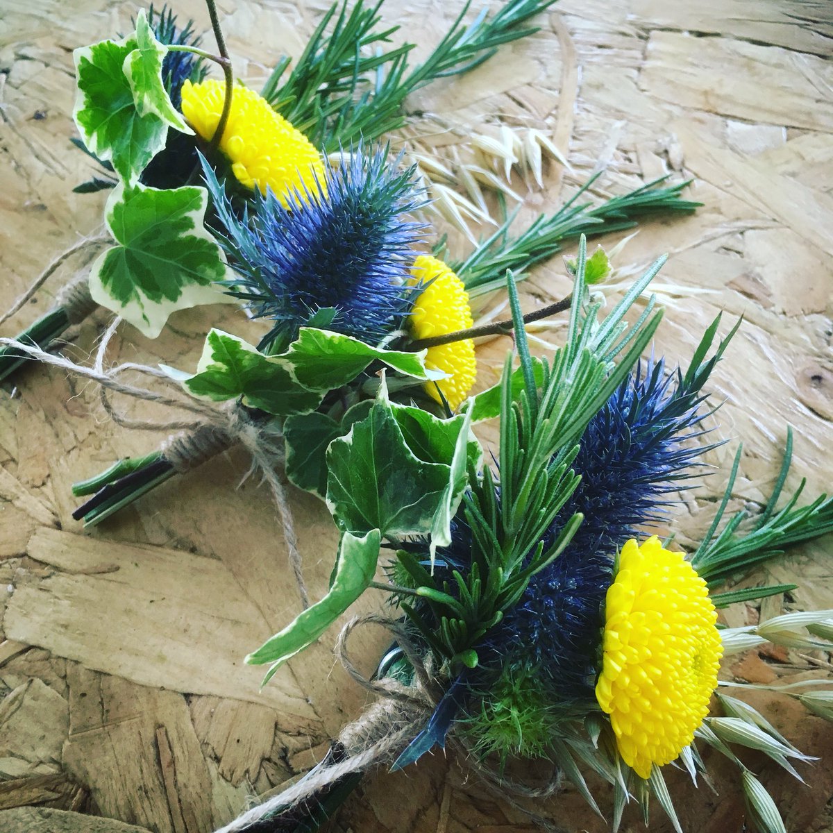 Quirky little #buttonholes... love having a bit of fun with #wedding #flowers!