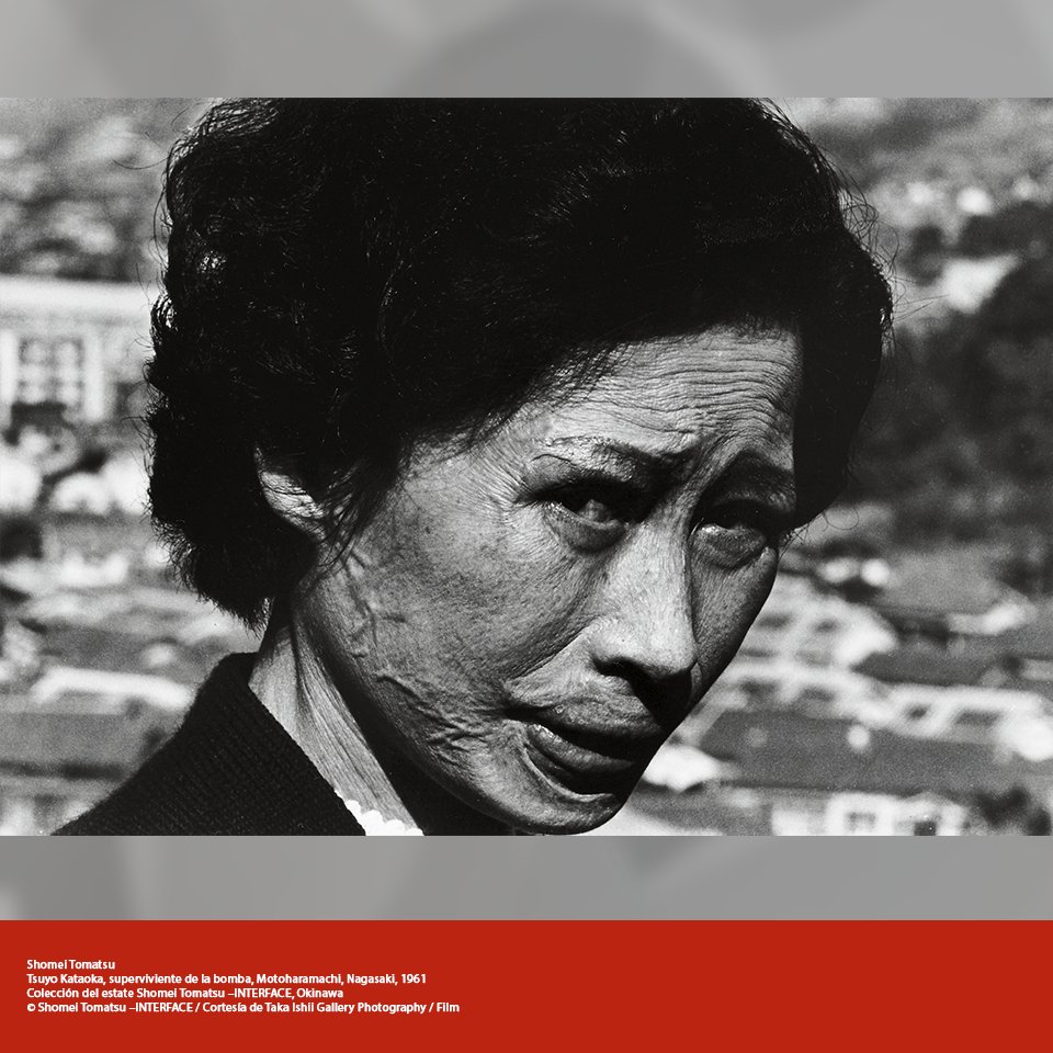 fmapfre's tweet photo. Ángulos atrevidos, encuadres audaces.
Una mirada vanguardista y personal.
La mirada de Shomei Tomatsu.

#expo_tomatsu https://t.co/AmlMXsvZ6v
