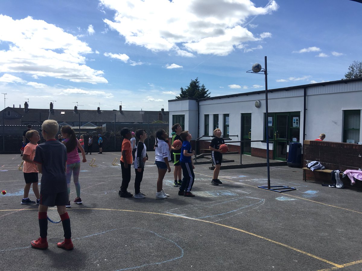 Year4StJos's tweet photo. Year 4 enjoying more #healthylivingweek activities. Diolch Mr Beckett https://t.co/h79FcZYV3j