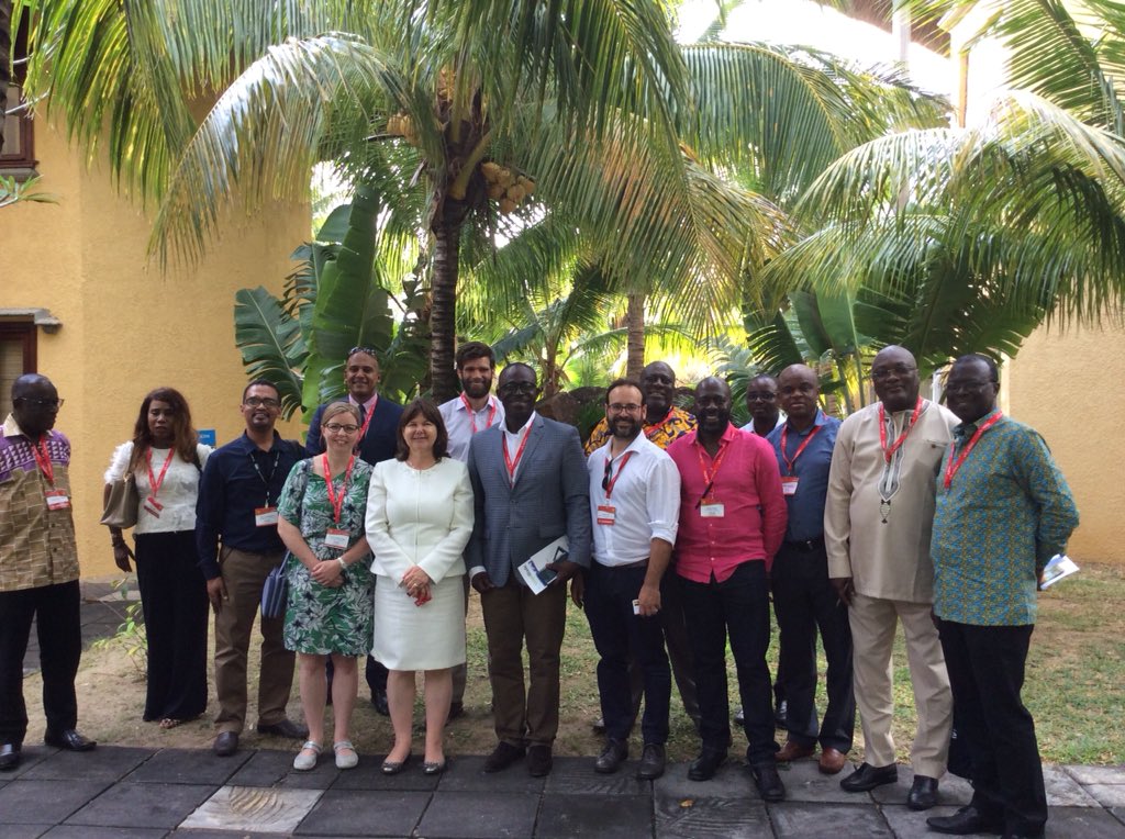 AndersonBlanc2's tweet photo. Highly productive meeting - Showcasing #Canadian capabilities to #Ghana H.E. Hon. William Aidoo &amp; the Ghana delegation. Great synergies #Canadian firms &amp; opportunities #Ghana #AEF18 @CanHCGhana @gipcghana @PaulaCaldwell13 @TCS_SDC @philiphalliday1 #Canada @HCameronGH https://t.co/R7ljVxSVgk