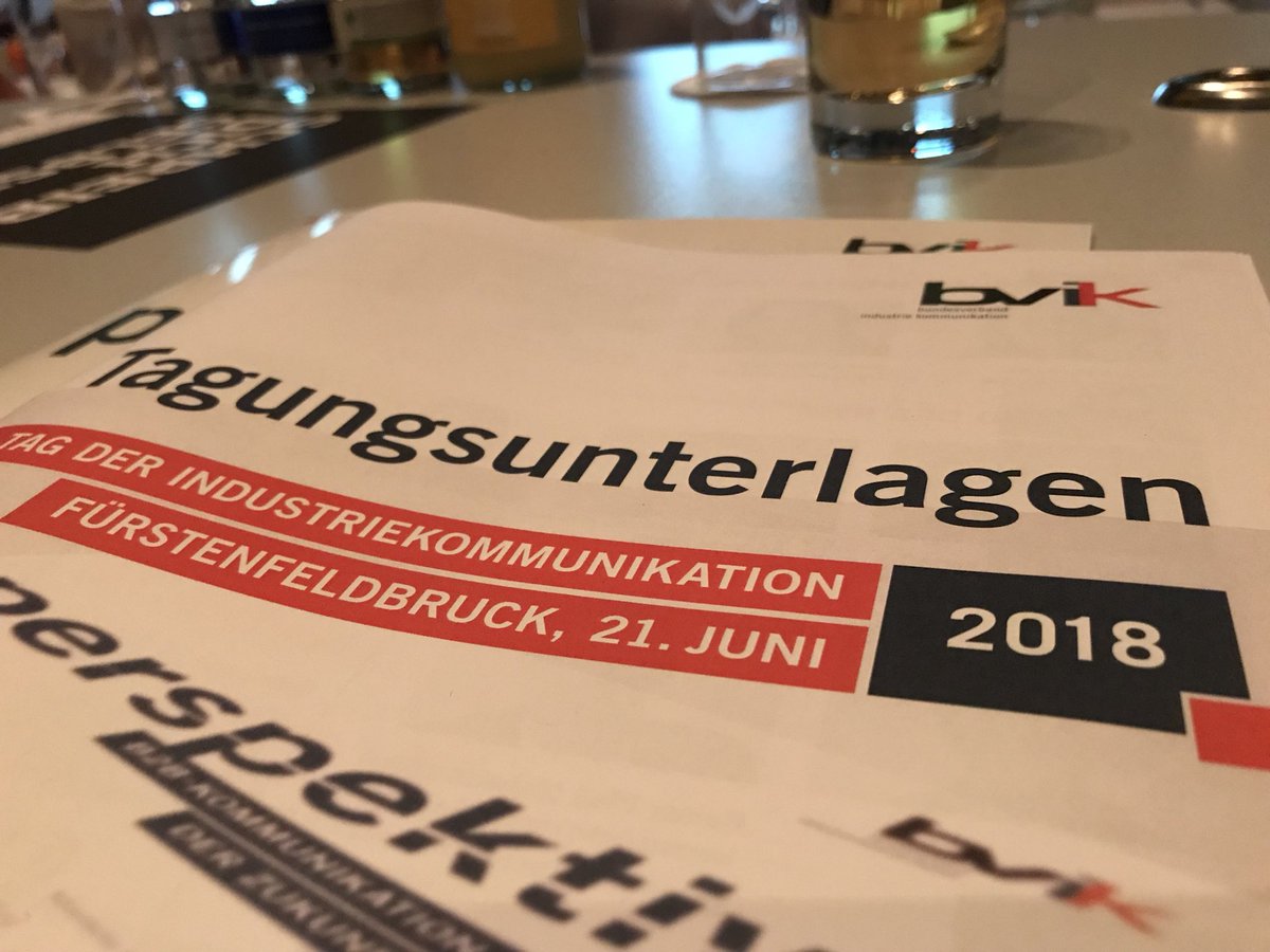 jkwiatkowskiDE's tweet photo. Starke Speaker und gute Orga am Vormittag beim Tag der Industriekommunikation. #TIK2018 @bvikev https://t.co/ElR21lIXYj