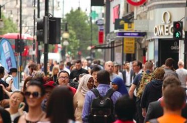 SimplyPopup's tweet photo. Want to bring your brand to the high street? Find and book #popup shop space with us https://t.co/gyvgGzXPsj #retailspace #brandpopup https://t.co/FkeSIKOyXt