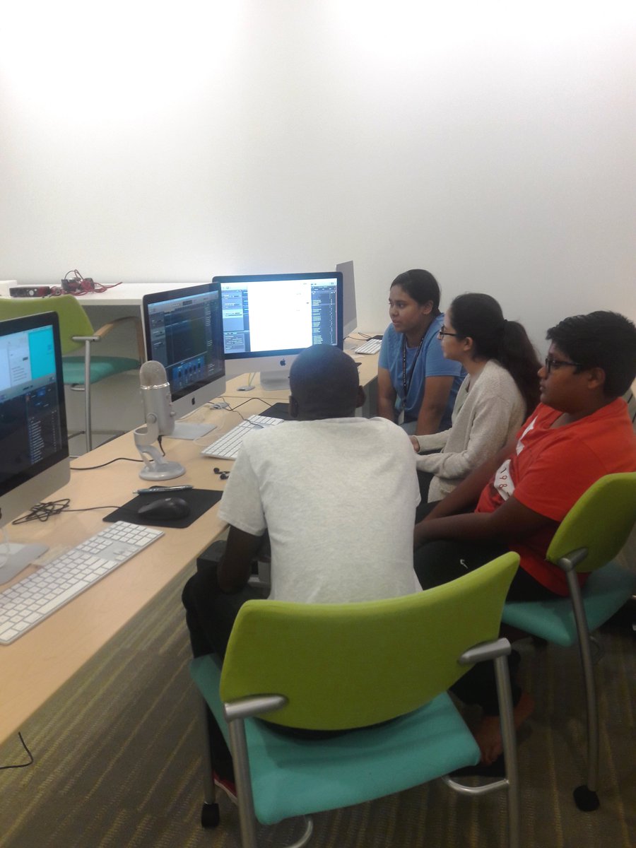BocaLibrary's tweet photo. This summer, we’re rockin’ at the #BocaLibrary with hands-on #podcasting classes for teens! Pick your own topic and acquire the skills you need to make your own podcast! Enroll in our next class on 7/18 at https://t.co/nevJB76FxE #LibrariesRock
#SummerRead2018 https://t.co/NQfr6aiVx9