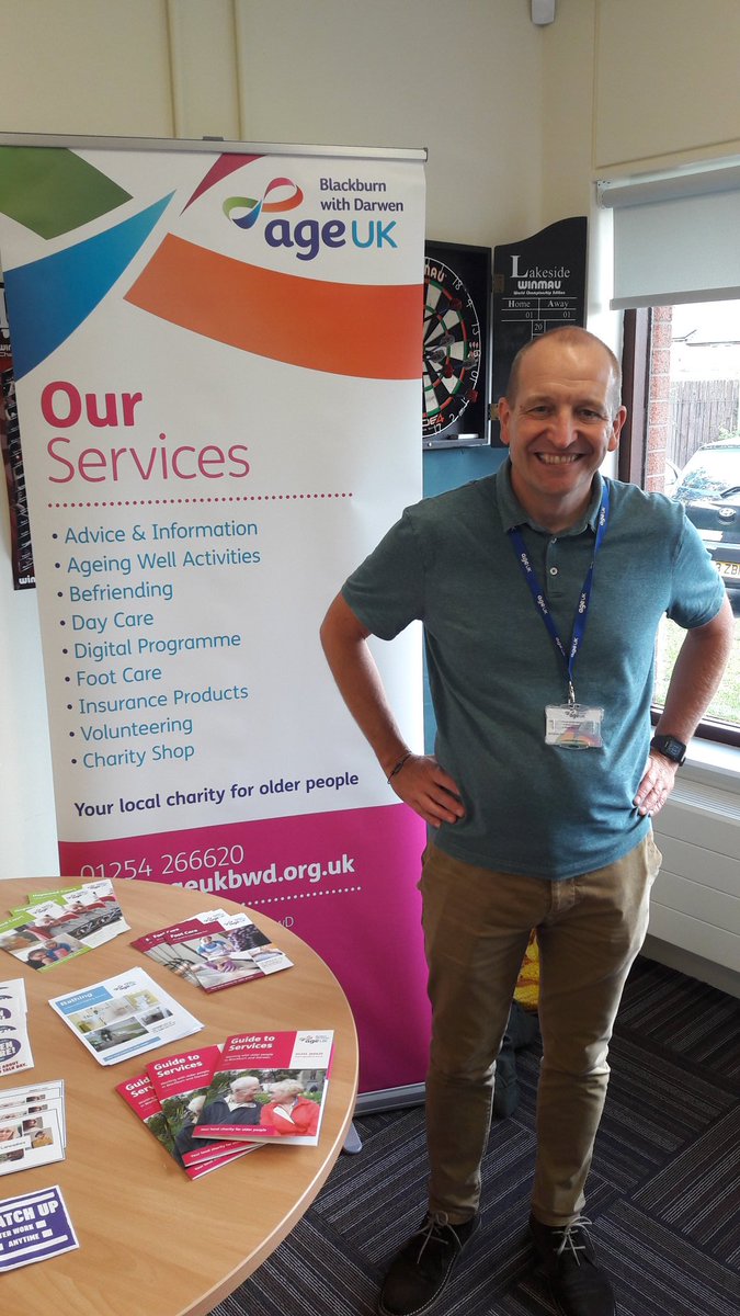 AgeUKBwD's tweet image. Mens Group at Hopwood Court now providing free online access. Every Thursday 1 -3 pm. @AgeUKBwD @MindFacingUp