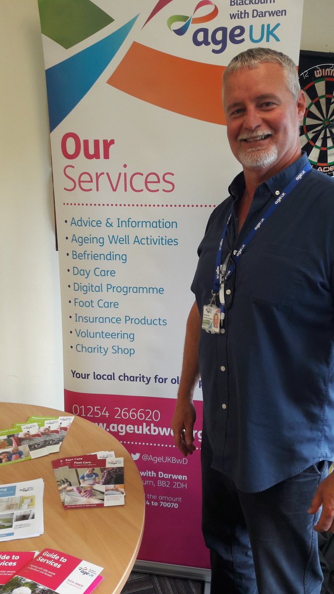 AgeUKBwD's tweet image. Mens Group at Hopwood Court now providing free online access. Every Thursday 1 -3 pm. @AgeUKBwD @MindFacingUp