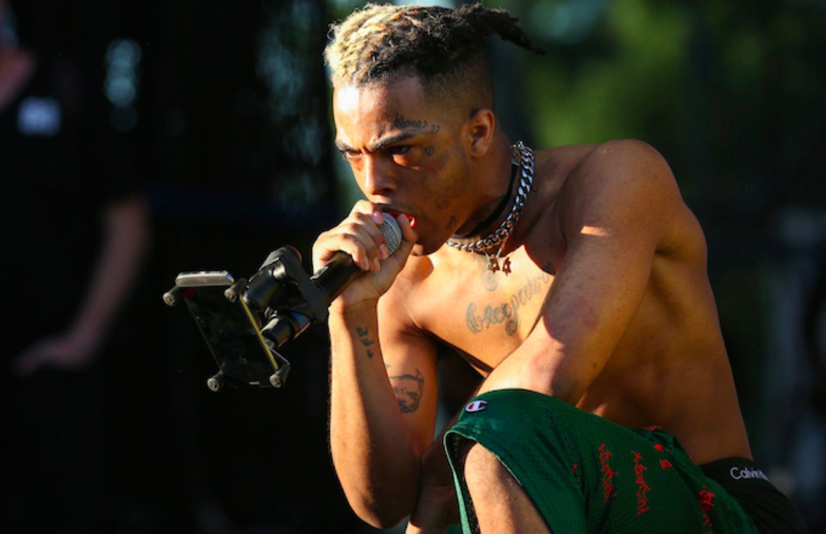 Complex's tweet image. Suspect in shooting death of XXXTentacion taken into custody. trib.al/fSew1jw