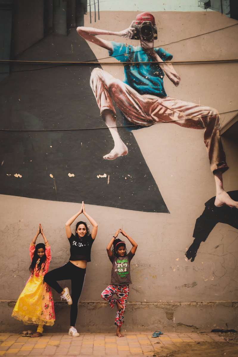 ChandniWadera's tweet photo. Pay It Forward. 
Never think twice before sharing. .
Sharing love
Sharing happiness 
Sharing knowledge 
Happy Yog Day to everyone! #yoga #InternationalYogaDay #spreadthelove https://t.co/LlvQbntj3n