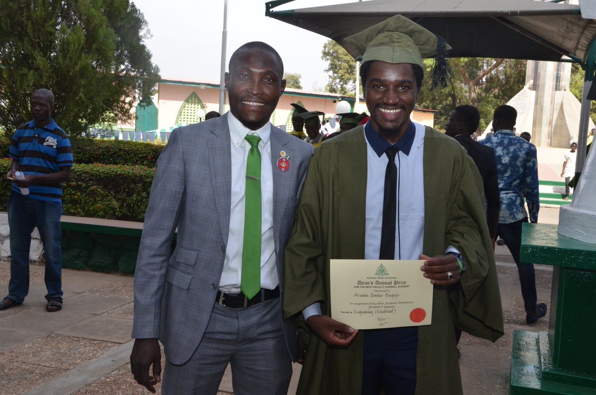 Mohsaulawa's tweet image. Say Hello to ABU's Best Graduating Student of the 2016/2017 academic session; Al-Amin Bugaje. He made it out with a dashing 1st Class (4.93) in Electrical Engineering. This is exceptional.
 
We hope to see many more like you.@katsinapost @aminubellomasari