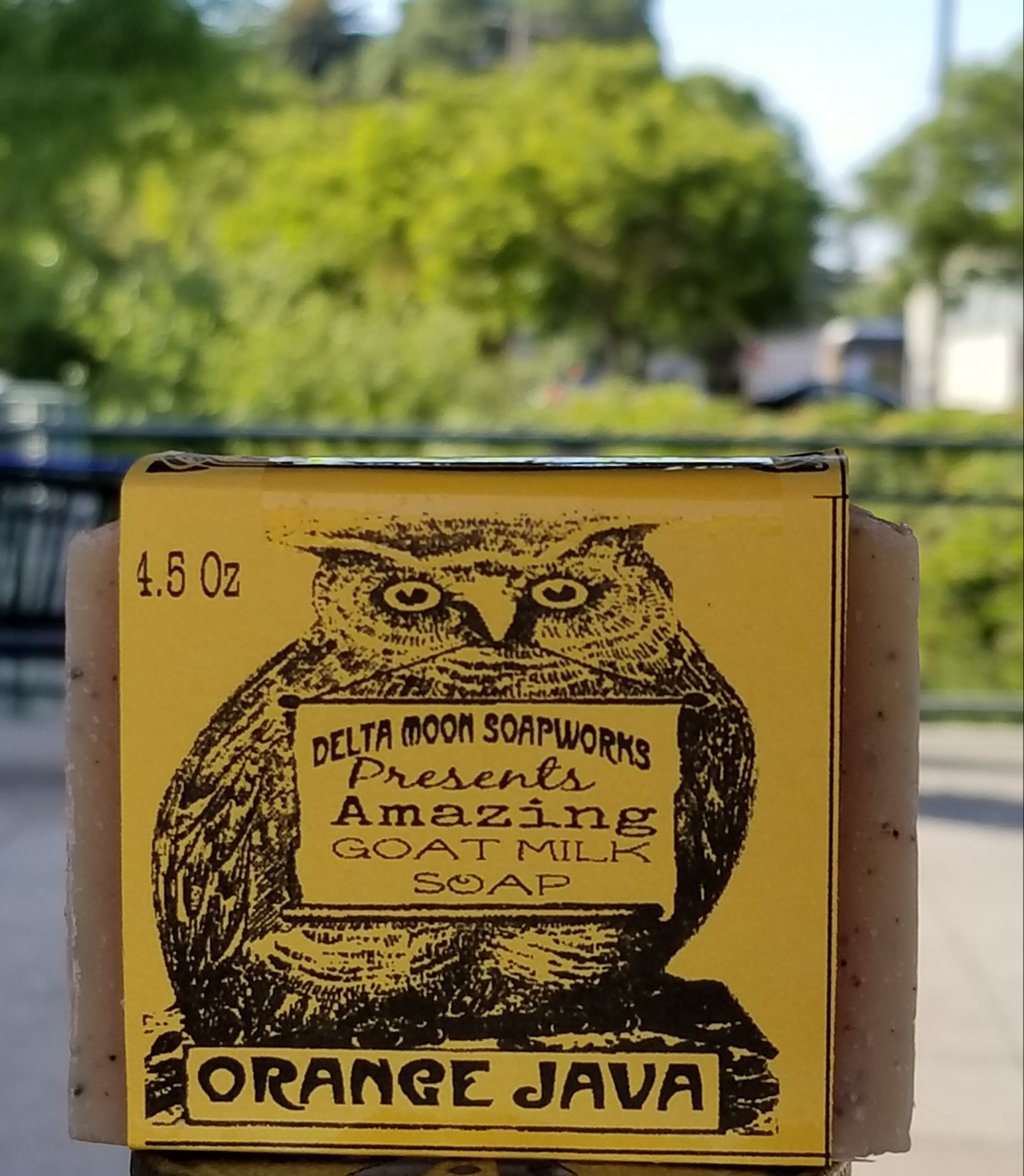 deltamoonsoap's tweet photo. Orange Java #Goatmilksoap is a nice citrus soap with coffee grounds for gentle exfoliation.  Great to eliminate odors too! #locallather #Deltamoonsoap https://t.co/aC3Tq7n4Fc