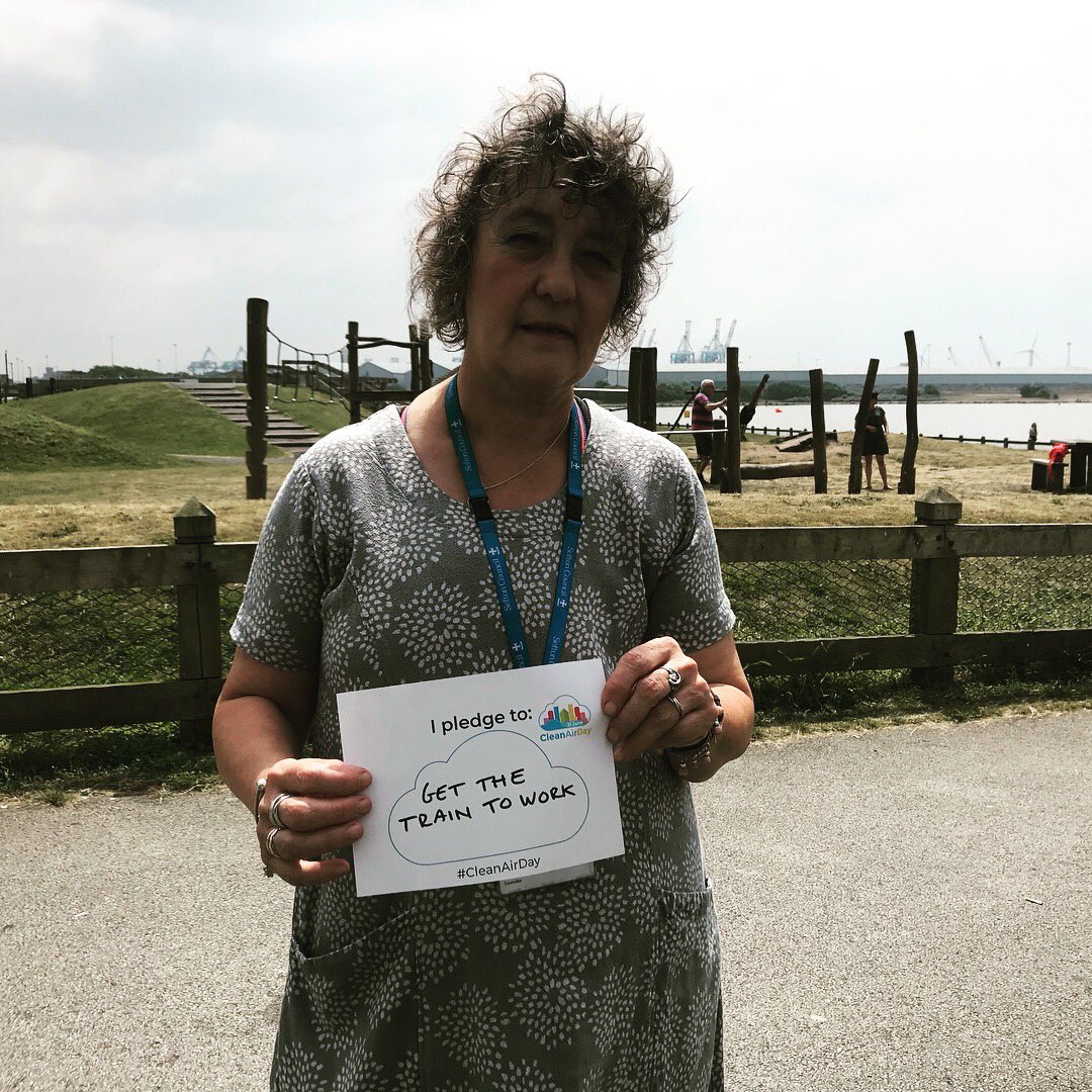 seftoncouncil's tweet photo. Whatβs your #CleanAirDay pledge? Air quality in Sefton in good but we can ALL do more to make the air we breathe cleaner πβοΈπ¬ #CleanAirSefton #MySefton https://t.co/M3D30Mtaqt
