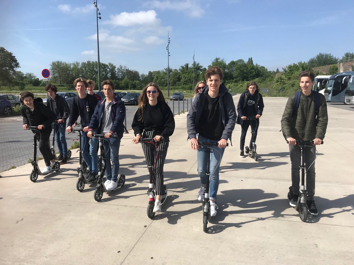 Venez nous aider à battre le record mondial du plus grand rassemblement de trottinettes, ce samedi à Lille. legrandhuit.eu/fr/activites-l…