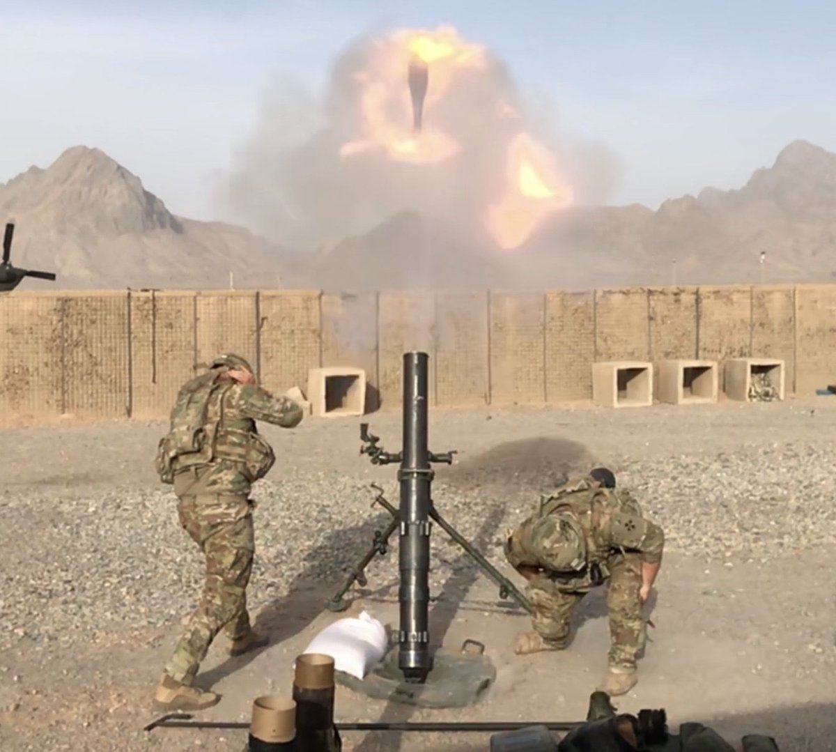hangitfirecom's tweet image. 120mm in action!
2-12 Infantry, 2IBCT, 4ID