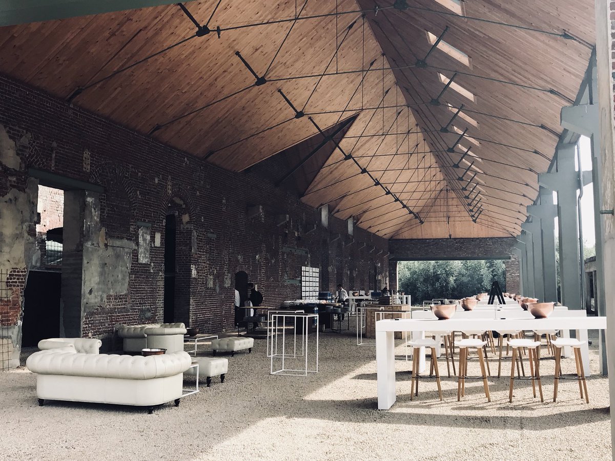 Lea Desprat tweet media