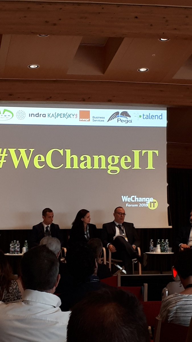 Salvatore Gervasi di <a href="/KasperskyLabIT/">Kaspersky Italia</a> AI e sicurezza IT: 10 petabyte di dati da analizzare con il machine learning #WeChangeIT