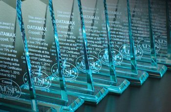 RecyclerMedia's tweet image. New post: Datamax Texas honoured by Canon - therecycler.com/posts/datamax-… #Datamax #Award #Dealer #Texas