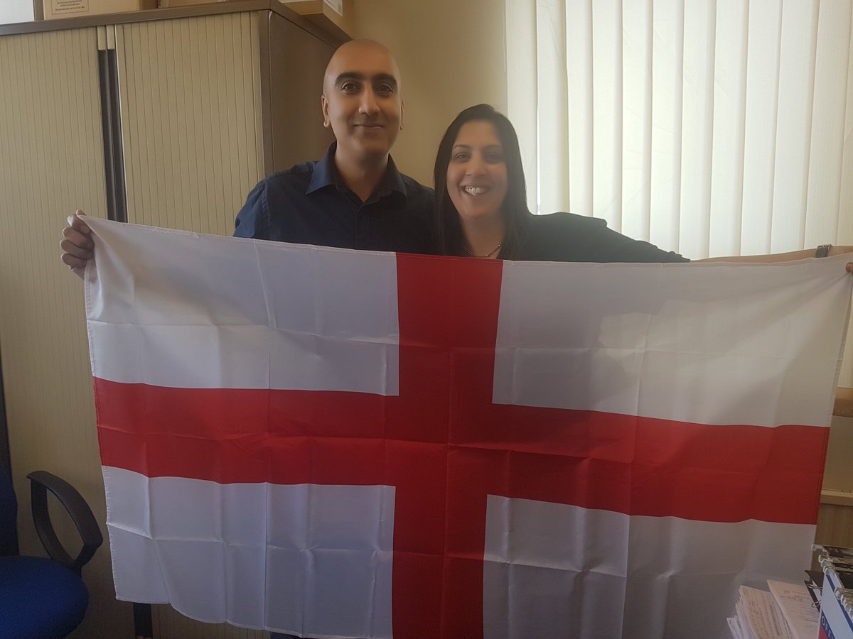 Haz_Enviro's tweet photo. We are supporting England in the World Cup 2018 #ComeonEngland https://t.co/VkRbdy8p84