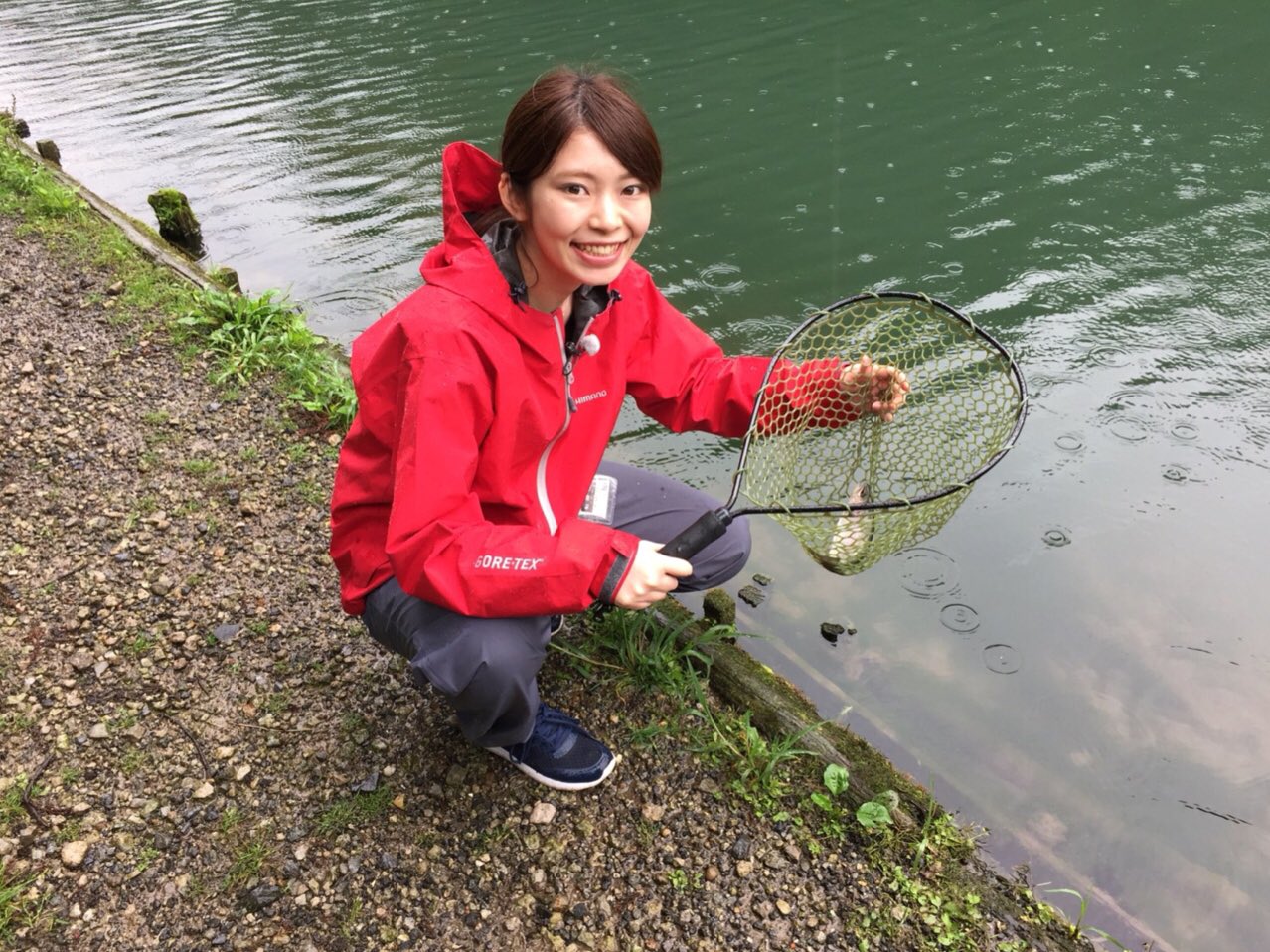 O Xrhsths 麻生千恵 Sto Twitter 初めての釣竿購入から 釣りの仕方をイチから教わりました 釣り楽しかったー 初釣り堀デビュー 詳しくは6 30 土 放送 釣りビジョン 釣りはじめます ご覧下さい ちゃっかり 内臓の取り方まで 教えていただきまし