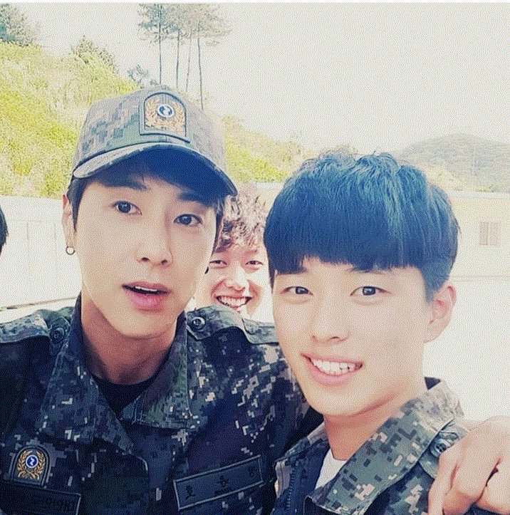 YunhoHousePeru's tweet photo. [IG] Actualización cuentas IG con Yunho. ♥
#정윤호 #유노윤호 #yunho #ユノ #동방신기 #TVXQ
#東方神起 #ProtectYunho #FightForYunho #ユノ
Comparte. Yunho House Perú FC https://t.co/njZtOSZRyW