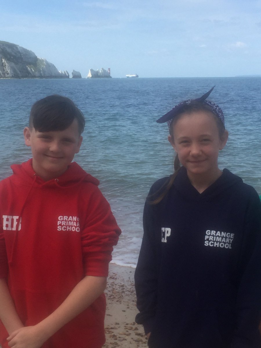 grange_ng10's tweet photo. the Needles! https://t.co/SBkcL9vLrm