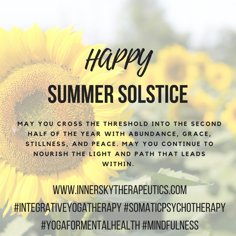 StrongStillness's tweet photo. As we cross the threshold into the darker time of the year, consider cultivating specific lifestyle changes that will support ongoing rejuvenation and keep your spirits lifted.
#practicalyoga #mentalhealthmatters #spiritualgrowth #holisticlifestyle #lifestylemedicine https://t.co/PtIKYPJOEF