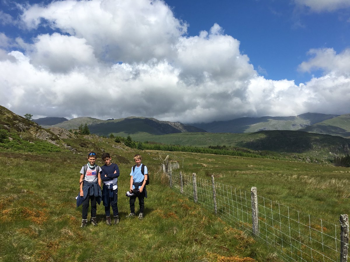 NWSnl_Form5's tweet photo. This is our Everest! #NLForm5 #NLLeavers #NLPostCE #NLTrips https://t.co/38XsayX4j7