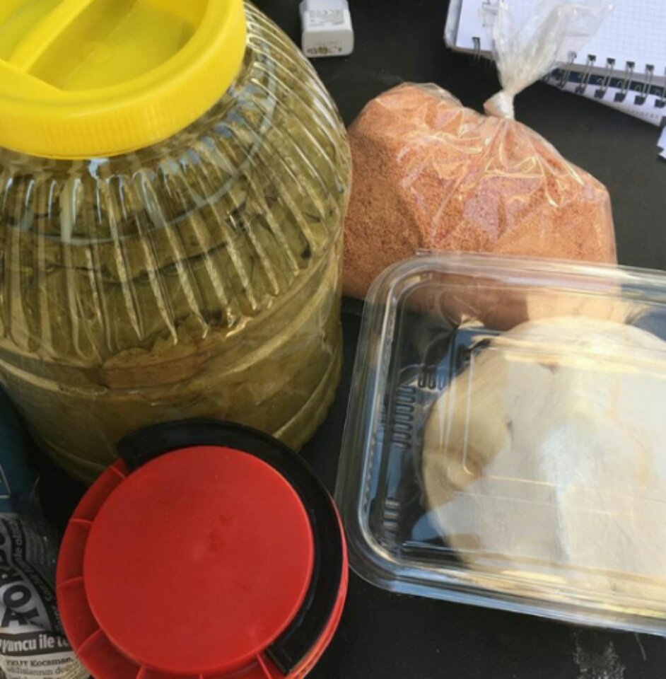 Doğal,ev yapımı ürünlerimiz satışta👍
Egeden,Türkiyenin heryerine gönderim yapabiliyoruz✈
Sipariş için DM📝📝