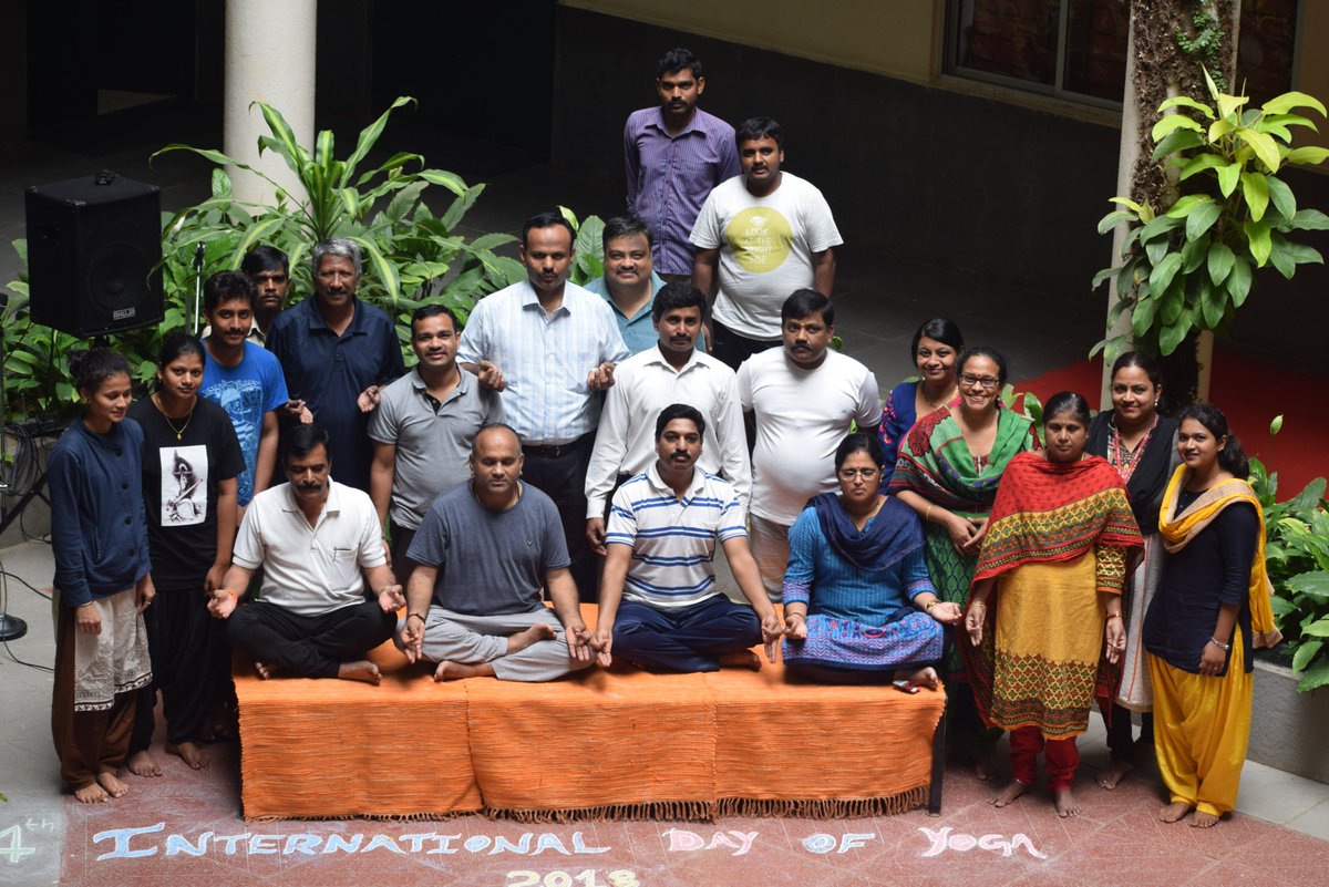 RvimNews's tweet photo. @ugc_india https://t.co/RnArS76OMU  of Management celebrated International Day of Yoga on June 21, 2018 .At 7.30 am a mass performance of yoga was organised.Director,RVIM initiated RVIM Yoga Club and encouraged students to be in. Evening Prayer on Yoga held https://t.co/4bzcl4JiKk