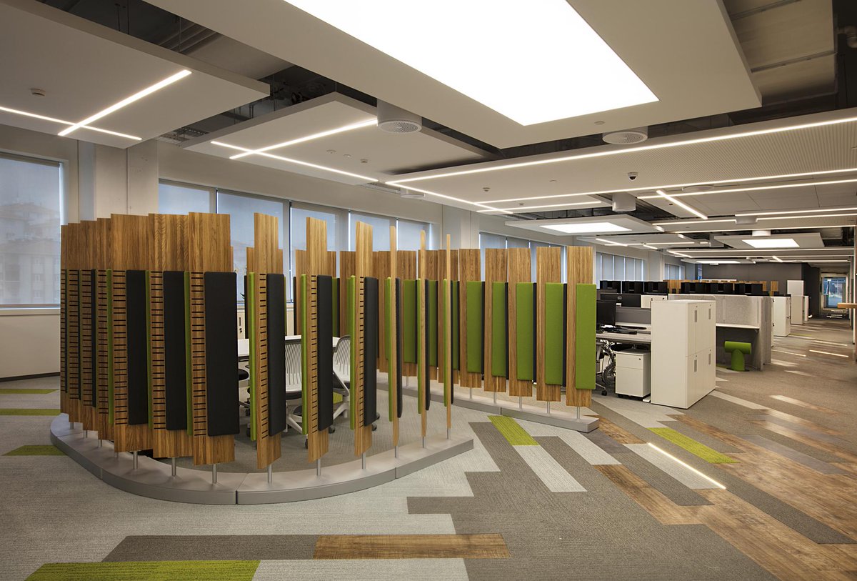 InterfaceInc's tweet image. New on the blog: Helmich Jousma talks texture, collaborative design and new opportunities when combining hard and soft flooring. interf.ac/2yuQorL #ModularCarpet