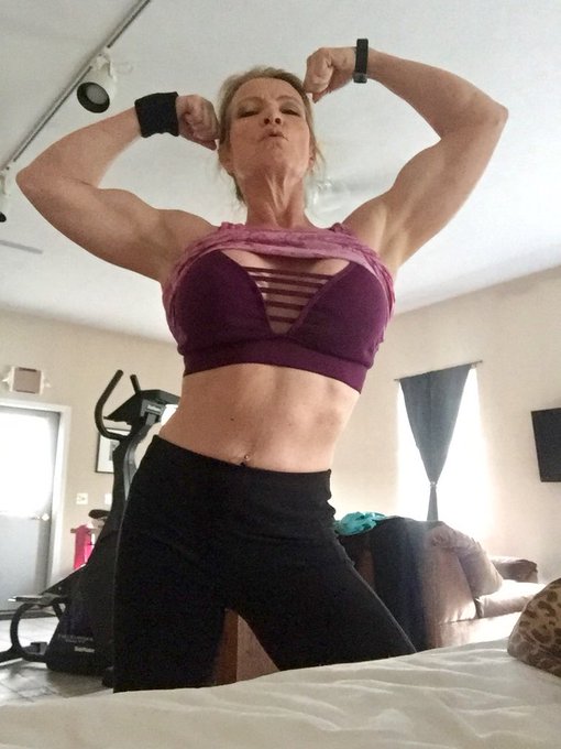 Hello my sexy friends, I retook ownership of a gym we sold years ago. The buyer ran it into the ground<a href="/tag/thighs"class="tags"><span>#thighs</span></a><a href="/tag/tittytuesday"class="tags"><span>#tittytuesday</span></a><a href="/tag/milf"class="tags"><span>#milf</span></a><a href="/tag/thighhigh"class="tags"><span>#thighhigh</span></a>