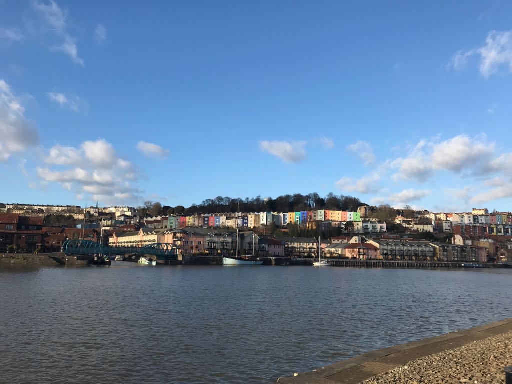 #Bristol is on course for beautiful weather this weekend, come and spend it with us at Beech House and enjoy 10% off our best rates plus a big box of chocolates when you book directly on 01173 258104 *rooms from £103  #joyfulbristol #visitbristol #thursdaythoughts