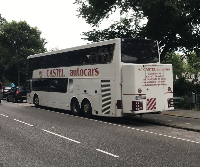 Toeristenbus staat momenteel illegaal geparkeerd op Wittenburgergracht. Men heeft blijkbaar het gemak van gratis parkeren op Oostelijke eilanden ontdekt. Zie ook tweet van gisteren: x.com/020_irritaties…
Gaarne handhaving! <a href="/020centrum/">Stadsdeel Centrum</a> <a href="/Pretpark020/">Pretpark Amsterdam</a> <a href="/NicovanGog/">Nico van Gog</a> <a href="/roos020/">Roos020</a>