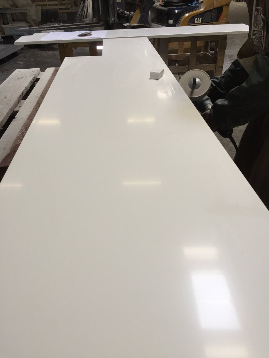 dbstones_be's tweet photo. #plandetravail en cours #quartz #silestone #blancozeus #dbstones @dbstones_be  #worktop https://t.co/CbsxzTETye