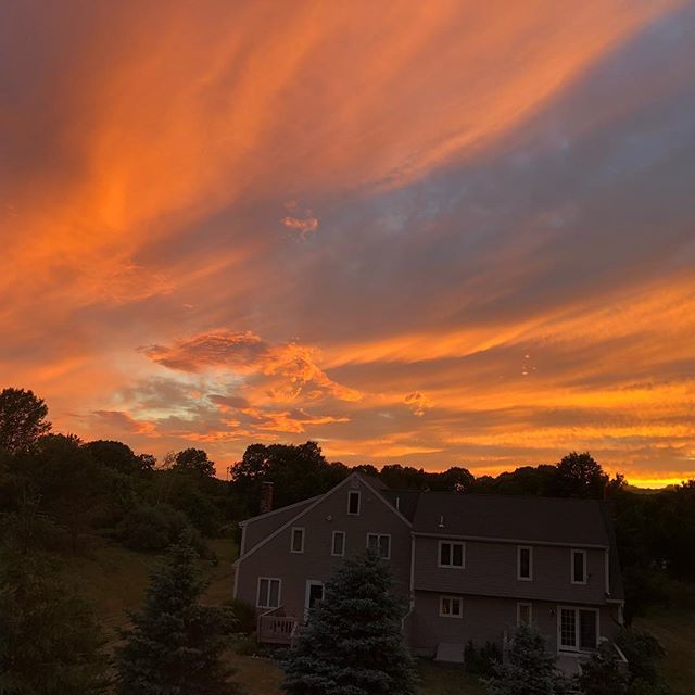 OnePlanetEN's tweet image. Sunset night before Summer Solstice ift.tt/2trdU34