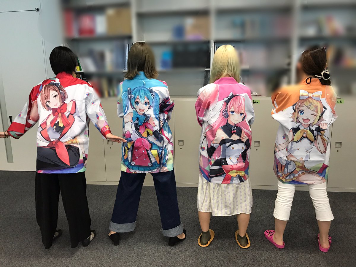 事前通販限定ハッピとフルグラTシャツのサンプルが到着したので早速