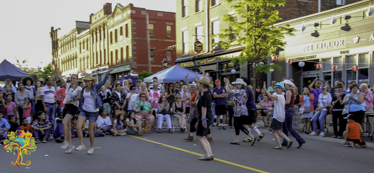 DiverseCityPEI's tweet image. Are you ready for the #DiverseCity ? #SundayFunday. See you on June 24, from 2pm to 10pm Queen St. 
 #festival #DiverseCity2018 #dcpei2018 #PEI #Charlottetown #peianc 
@CharlottetownPE @PEIConnectors @PEIANC @UPEI @CBCPEI @PEIGuardian @MurphyGroupPEI