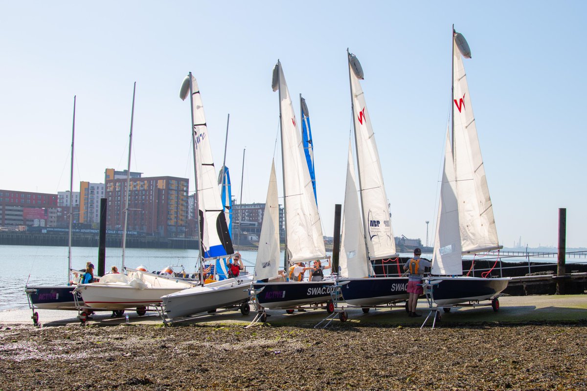 SWACsail's tweet image. We will be running weekly Start Sailing &amp;amp; Basic Skills #RYA combined Level 1 &amp;amp; 2 courses from 23/07/2018.
⛵⛵⛵

Or join us on alternative weekends for the RYA level 1  starting 01/07/18. and the level 2 on 14/07/18

Make sure you book your spot now call 02380 915753