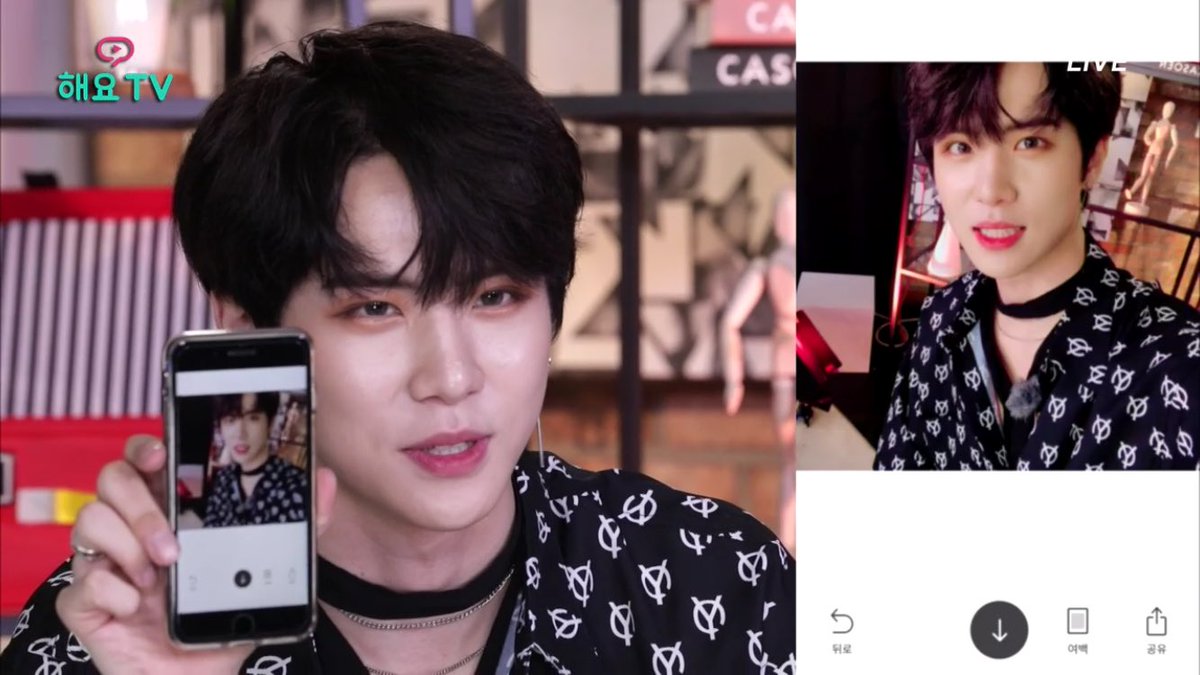 980703_donghan's tweet photo. 아오 화면 양옆으로 잘생기고 귀엽고 안삐진애(? 계속 나오니까 정신을 못차리겠네 대박 예쁘다 https://t.co/hXPVQVqvYR