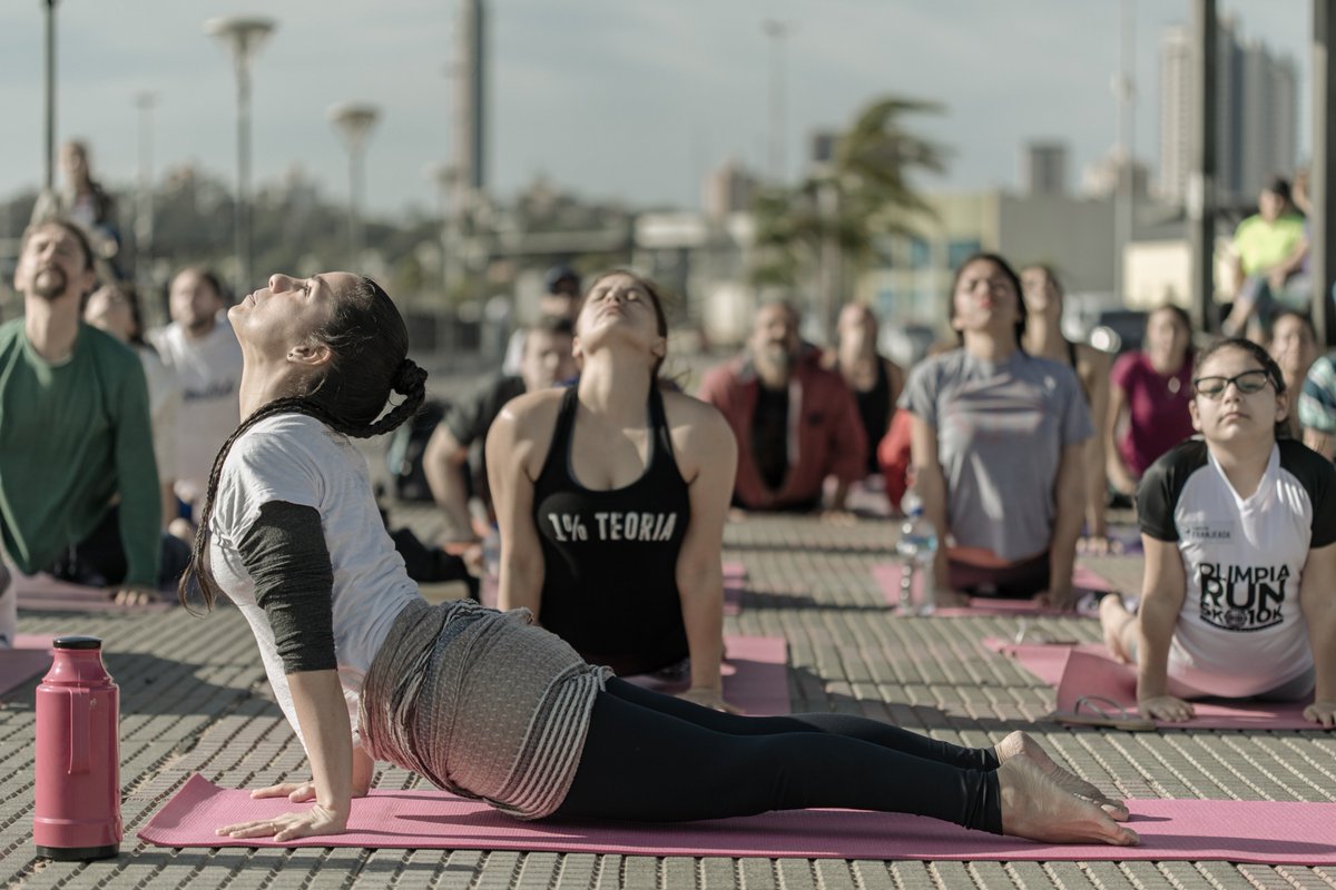 HariGopalYoga's tweet photo. Yoga en la Costanera de Asunción.
Muchas gracias por tu arte querido Negib @negibgiha
Gracias a todos por la buena onda.
#ashtangayogaparaguay #ashtangayoga #yoga #harigopalyoga #practiceandalliscoming #mysorepractice #practicamysore #saludosalsol #suryanamaskar #YogaDay https://t.co/pqIXnswnMS