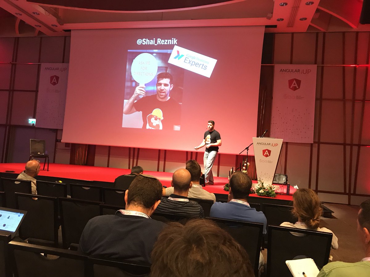 eyal_eee's tweet image. Shai Reznik is here!!! 😅😁😂 #AngularUP