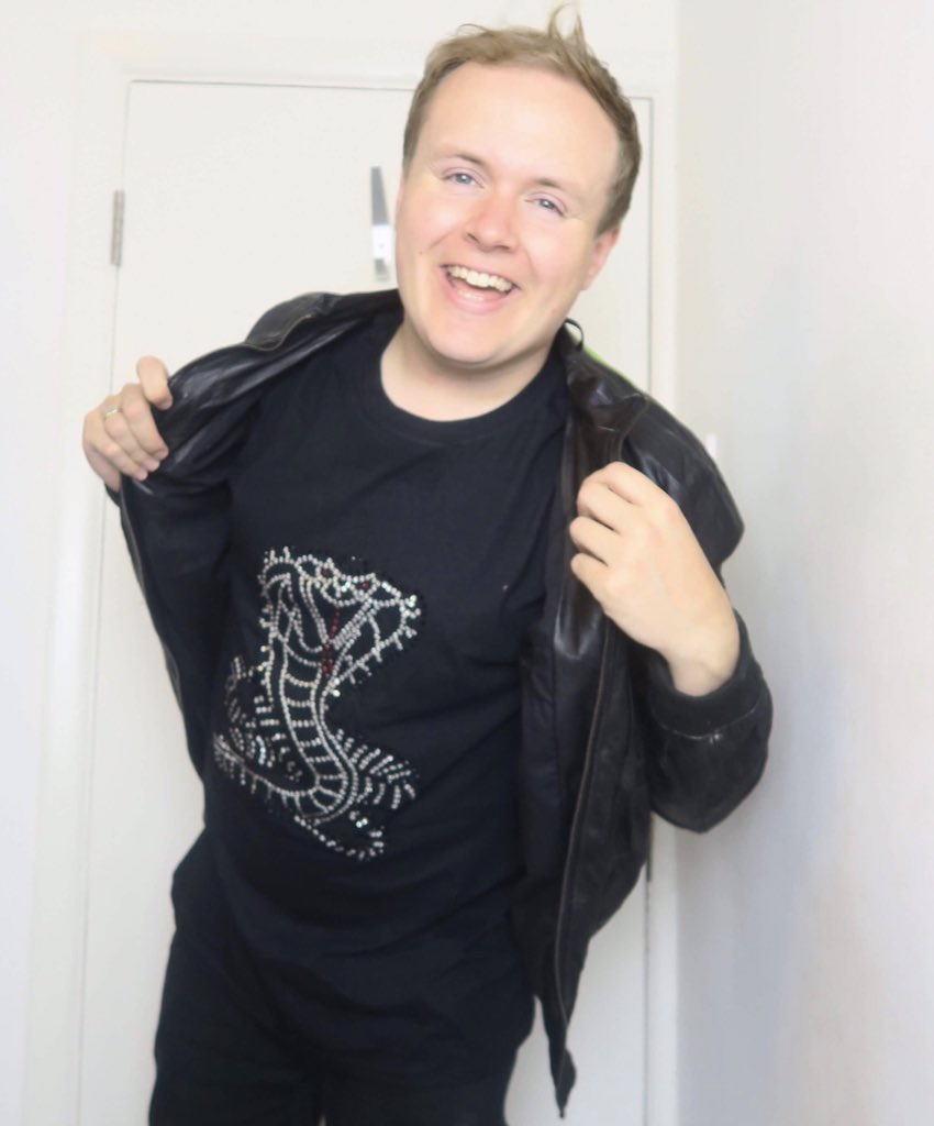PerryPresents_'s tweet photo. I'm READY FOR IT! #RepTourLondon See you tomorrow and Saturday (A7 ROW E) @taylorswift13 @taylornation13 @wembleystadium #ReputationTourLondon #ReputationStadiumTour #RepTour #ReputationStadiumTourLondon #TaylorSwift #Reputation #Swifties ๐๐ https://t.co/fabYk9IAaR