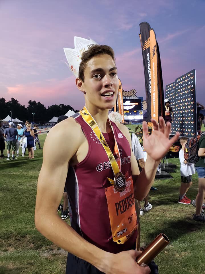 nross401's tweet photo. Congrats to Jeff Pedersen, the 2017- 18 Gatorade Rhode Island Boys Track &amp; Field Athlete of the Year! #GatoradePOY #goavengers https://t.co/AahKxL06oS