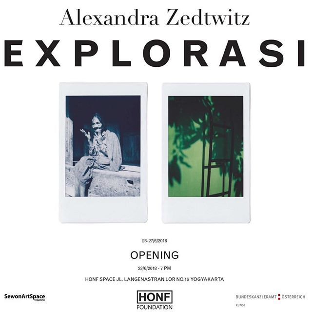 We cordially invite you to
.
*ALEXANDRA ZEDTWITZ - EXPLORASI*
.
The exhibition of Austrian artist Alexandra Zedtwitz, deals with the topic of exploration. 
It consists of two parts: a series of polaroids arranged in diptych compositions and a tableau viv… ift.tt/2K4WAry