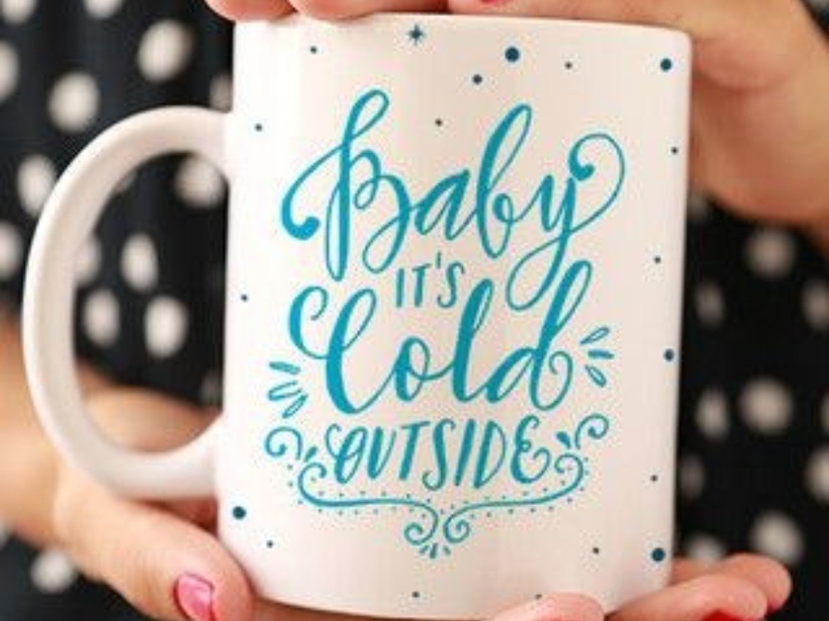 sharpie_sa's tweet image. Today is Winter Solstice, which means it’s the longest night and the shortest day.
It also means, it’s time to stay in and drink tea 😉#SharpieMug #SharpieArt