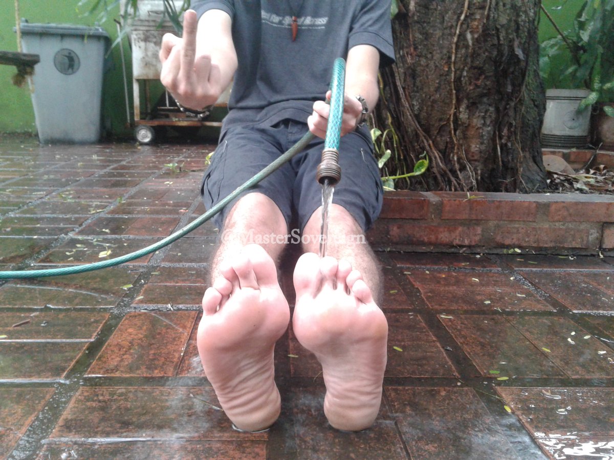 MasterSovereign's tweet image. Brand new day, let's get started, shall we?

#CashMaster #Findom #Paypig @RT4Masters @CashMasterRT @rt4dom @RTfaggot