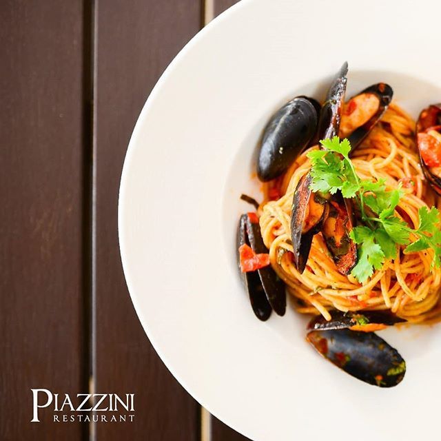 piazzinirest's tweet photo. Spaghetti alle Vongole 
New on our Menu 😍😍😍
Menu link in our Bio. .
#Spaghetti alle #Vongole  #piazzini #italian #restaurant #cairo #finedining #luxurious #luxury #tagamo3 #newcairo #cooking #food
 #piazzini #italian #restaurant #cairo #finedining #l… https://t.co/ZZ4q14POHM https://t.co/aqr6nAsVip