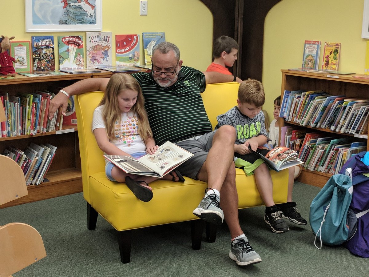 BentonElem's tweet photo. We enjoyed a visit to our public library today! Students were able to take a tour, book browse, enjoy a read aloud, and buddy read. #R2BR #westpolklibrary #readingislit #readersareleaders #summercamp @ReadtobeReadyTN @PCNTN @PolkTNSchools https://t.co/JLWN9jvOh5